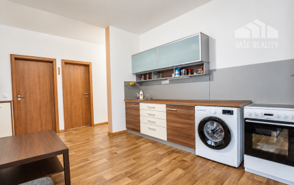Na prenájom 2-izbový byt, 47 m², klimatizovaný, Odborárska ul., BA – Nové Mesto, ihneď voľný