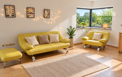 MODERNÝ 6-IZBOVÝ BUNGALOV S TERASOU A POZEMKOM 884 m² – RATNOVCE