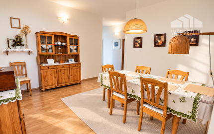 Na prenájom priestranný 3-izbový byt s lodžiou, 101 m², nádherný výhľad na Bratislavu,Zadunajská cesta, Petržalka, od 10/2026