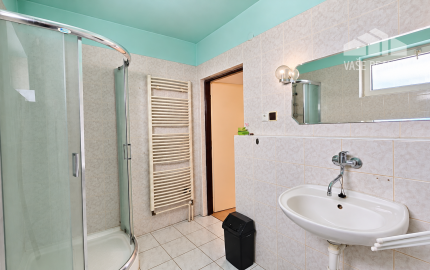 NOVINKA V PONUKE! Rodinný dom s veľkorysým pozemkom 923 m², garážou – DUBOVANY