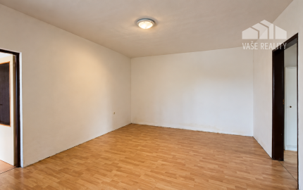 NOVINKA V PONUKE! Rodinný dom s veľkorysým pozemkom 923 m², garážou – DUBOVANY
