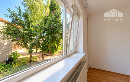 NOVINKA V PONUKE! Rodinný dom s veľkorysým pozemkom 923 m², garážou – DUBOVANY
