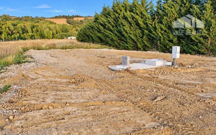 STAVEBNÝ POZEMOK 514 m² – RATNOVCE, LEN KÚSOK OD PIEŠŤAN