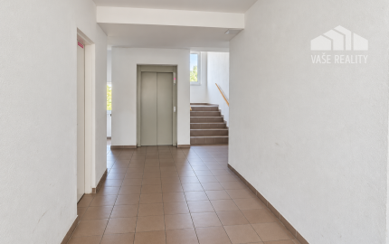 2 izbový byt Trenčín 52m2 + parkovacie miesto