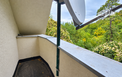 JEDINEČNÁ NEHNUTEĽNOSŤ POD HRADOM TEMATÍN – RODINNÝ DOM S POZEMKAMI O VÝMERE 13 046 m²