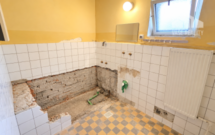 6-izbový rodinný dom s krásnou okrasnou záhradou – Piešťany, Floreát