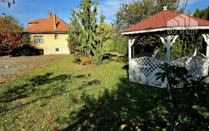 RODINNÝ DOM V LUKRATÍVNEJ LOKALITE BÁNOVCE NAD BEBRAVOU