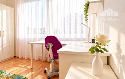 Priestranný 3-izbový byt s lodžiou, 101 m², Zadunajská cesta, Petržalka