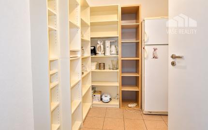 Priestranný 3-izbový byt s lodžiou, 101 m², Zadunajská cesta, Petržalka