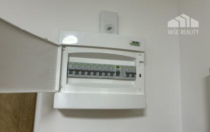 Predám 2 izbový byt Košeca, Kompletná rekonštrukcia, 56 m2