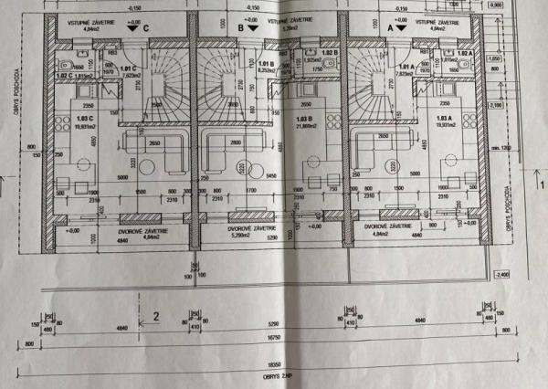 Trojizbový mezonetový byt 70m2, Banka