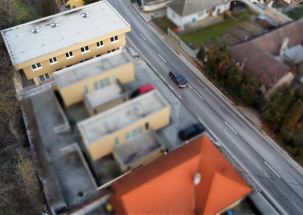 Trojizbový mezonetový byt 70m2, Banka