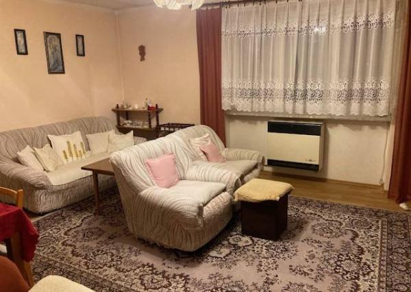 Predáme 3 izbový byt Dubnica n/ Váhom, záhrada, vlastné kúrenie, 70 m2