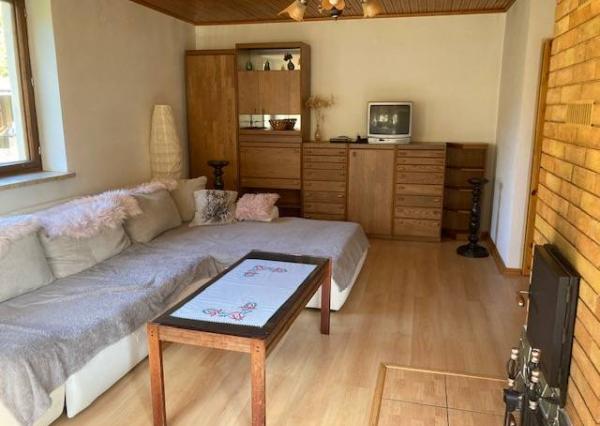 Chalupa CHKO Strážovské vrchy, pozemok 3292 m2, rezervoár pitnej vody