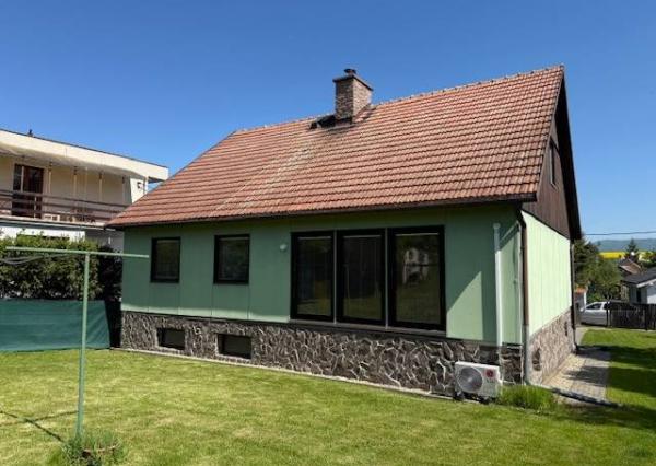 Prenájom rodinného domu 4+1, SVINNÁ - veľká záhrada