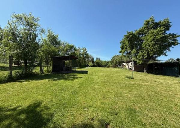 Prenájom rodinného domu 4+1, SVINNÁ - veľká záhrada