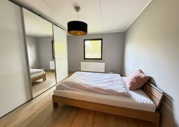 Prenájom rodinného domu 4+1, SVINNÁ - veľká záhrada