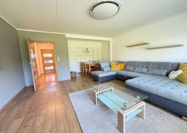 Prenájom rodinného domu 4+1, SVINNÁ - veľká záhrada