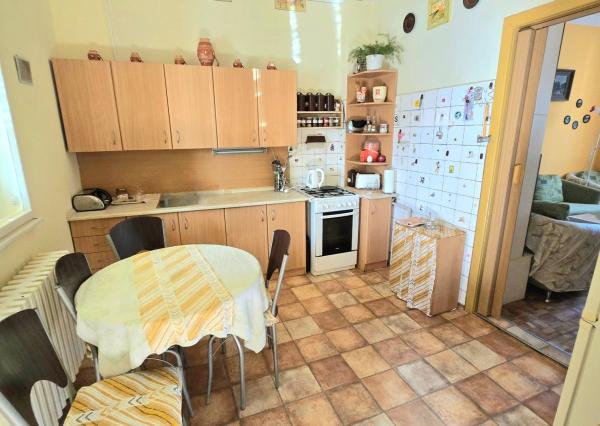 Objavte potenciál bývania v rodinnom dome v centre Piešťan