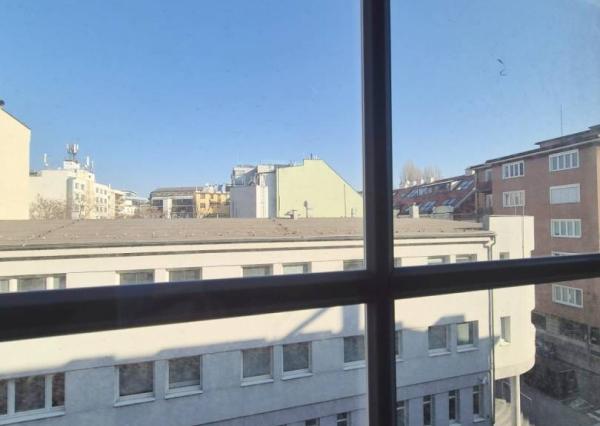 Na prenájom staromestský 3-izbový byt, Tobrucká ul., BA – Staré Mesto