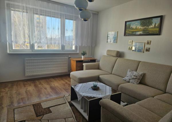  Na predaj 4 izbový byt Pod Hájom (82m2)Dubnica nad Váhom 