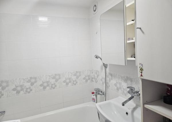  Na predaj 4 izbový byt Pod Hájom (82m2)Dubnica nad Váhom 