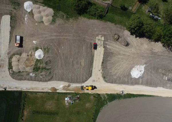 PREDAJ STAVEBNÝ POZEMOK 607 M² BOROVCE /VODA, ELEKTRINA, KANALIZÁCIA/