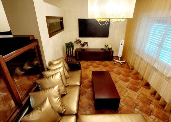 Na predaj krásny 4-izbový RD, pri OC VIVO, kúpou voľný