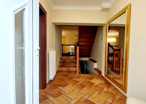 Na predaj krásny 4-izbový RD, pri OC VIVO, kúpou voľný