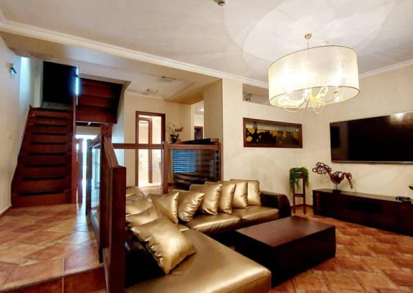 Na predaj krásny 4-izbový RD, pri OC VIVO, kúpou voľný