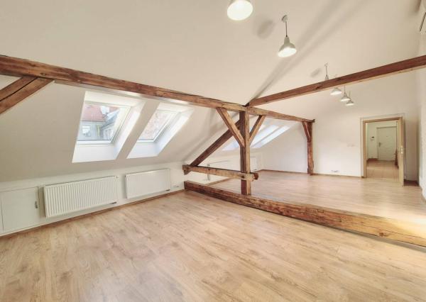 Administratívny priestor, 111 m², Jakubovo nám., klimatizovaný, voľný