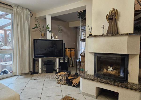 6 izbový rodinný dom v obci Mikušovce  , pozemok 1048 m2