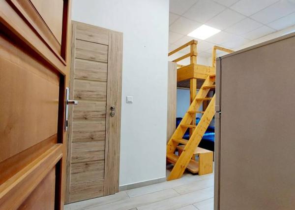 Na prenájom rekonštruovaná garsónka 20 m², Dunajská ulica, Staré Mesto