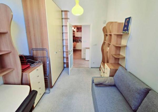 Na prenájom krásny 3-izbový staromestský byt 111 m², Senkiewiczova