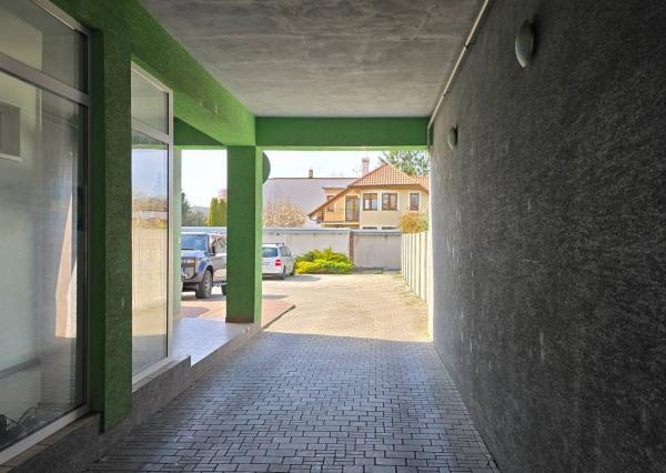 Polyfunkčný dom na predaj – Bratislavská cesta, Piešťany