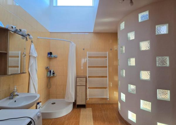 Polyfunkčný dom na predaj – Bratislavská cesta, Piešťany