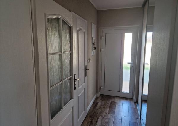 Novostavba - bungalov 100 m2 v obci Košeca, pozemok 800 m2