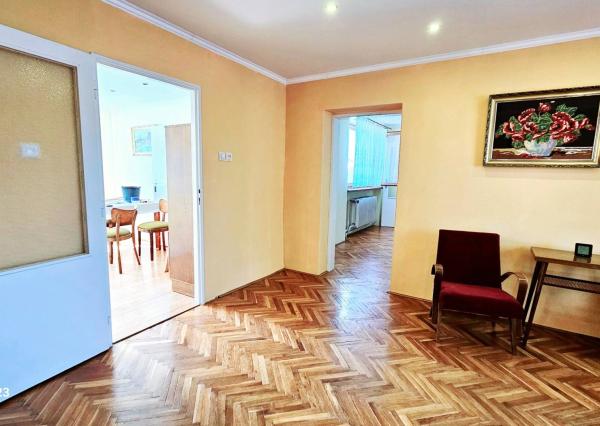*REZERVOVANÉ*  4-izb rodinný dom s pozemkom 900 m²  - Moravany n/V