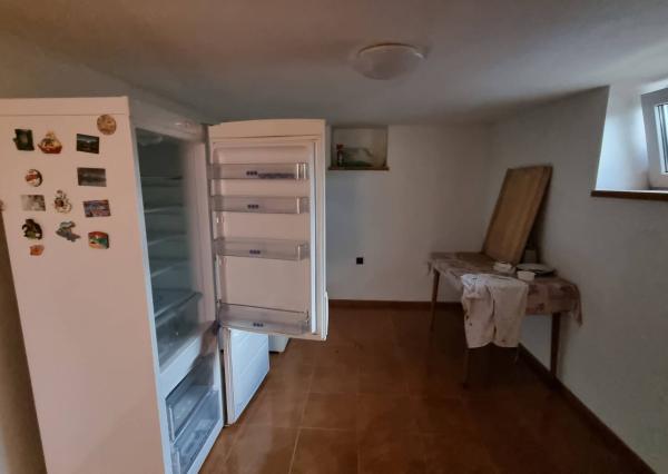 *REZERVOVANÉ*  4-izb rodinný dom s pozemkom 900 m²  - Moravany n/V