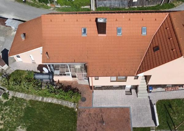 *REZERVOVANÉ*  4-izb rodinný dom s pozemkom 900 m²  - Moravany n/V