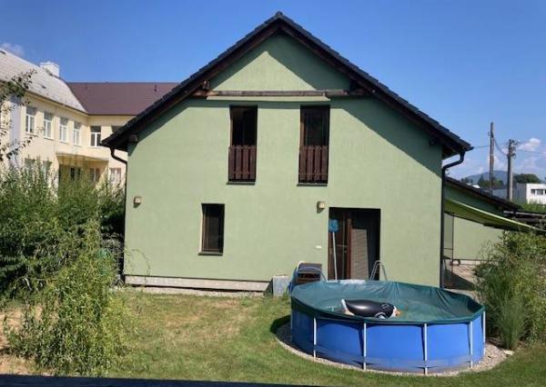 Predám Rodinný Dom ILAVA, pozemok 1146 m2