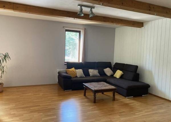 Predám Rodinný Dom ILAVA, pozemok 1146 m2