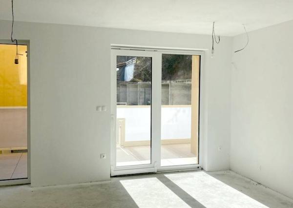 AKCIA !!! 135.000,-€, Trojizbový mezonetový byt Banka pri Piešťanoch