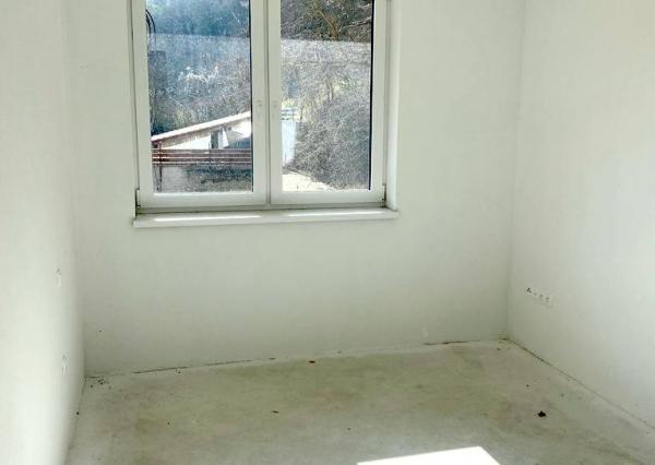 AKCIA !!! 135.000,-€, Trojizbový mezonetový byt Banka pri Piešťanoch