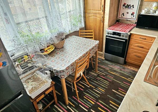 2 izbový byt Bánovce nad Bebravou / CENTRUM / LOGGIA / KOMPLETNÁ REKON