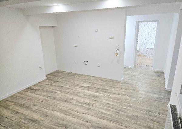 PREDANÉ 2 izbový byt Bánovce nad Bebravou / CENTRUM / TERASA 7 m2 