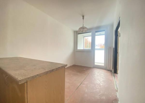 Na predaj 3 izbový byt - Trenčín - Sihoť