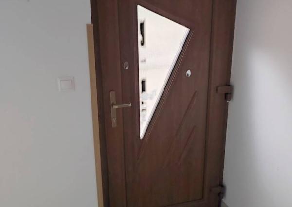 Murovaná chata v rekreačnej oblasti , Moravany nad Váhom - Výtoky