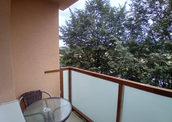 Prenájom krásny 2-izbový byt + loggia v peknom, tichom prostredí, Nové