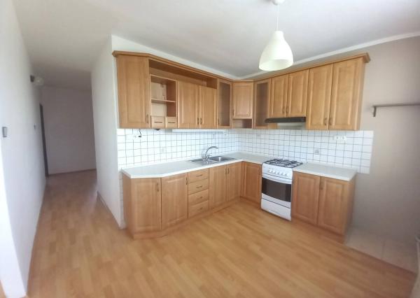 Predaj krásny 3-izbový byt + balkón, v peknom, tichom prostredí, v tes